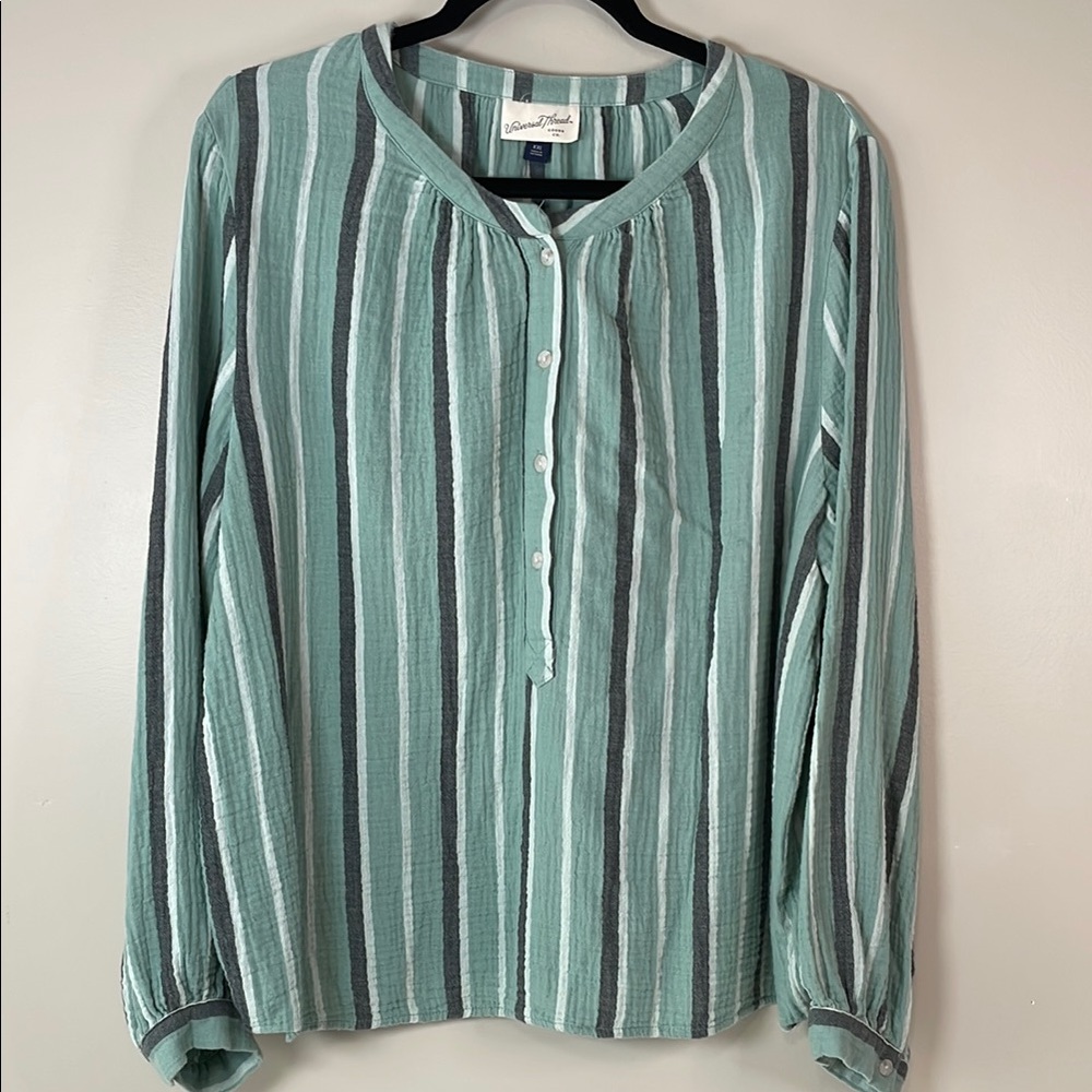 Women’s XXL Gauzey Cotton Green/Gray Pop Over 1/2‎ Button Top UNIVERSAL THREADS